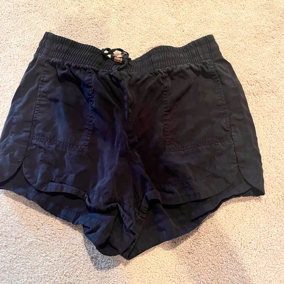 Wishlist Cargo Shorts - Picture 1 of 4